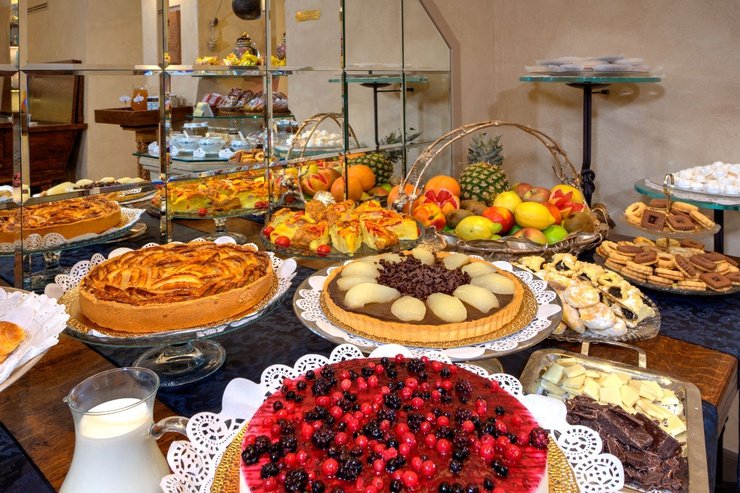 Our rich buffet breakfast  Art Hotel Commercianti Bologne