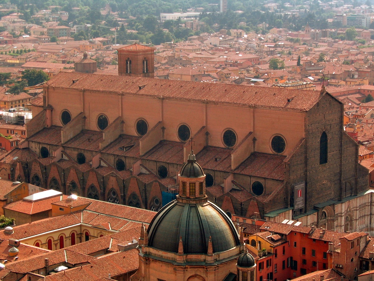Basilique san petronio  Art Hôtel Commercianti Bologne