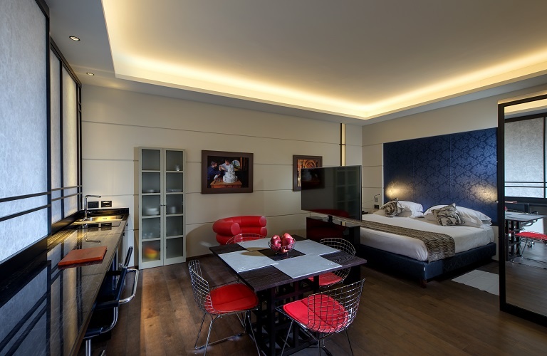 Luxury apartments  Art Hotel Commercianti Bologne