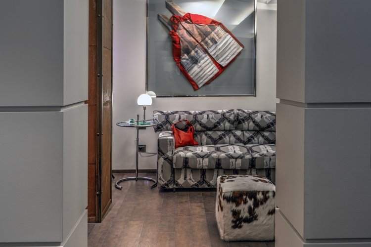 Luxury apartments art hotel commercianti bologne Luxury apartments art hotel commercianti bologne