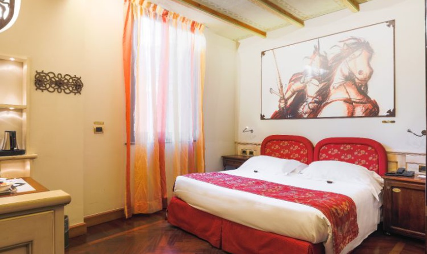 Chambre double deluxe Art Hotel Commercianti Bologne Chambre double deluxe Art Hotel Commercianti Bologne