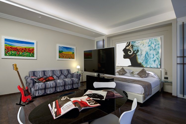 Luxury apartments art hotel commercianti bologne Luxury apartments art hotel commercianti bologne